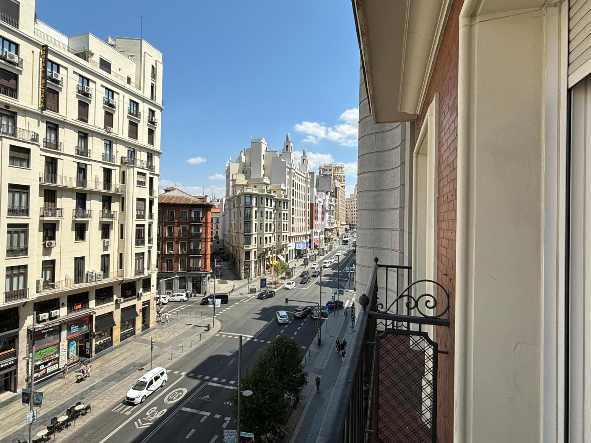 Gran Via 55 Apartment มาดริด ภายนอก รูปภาพ